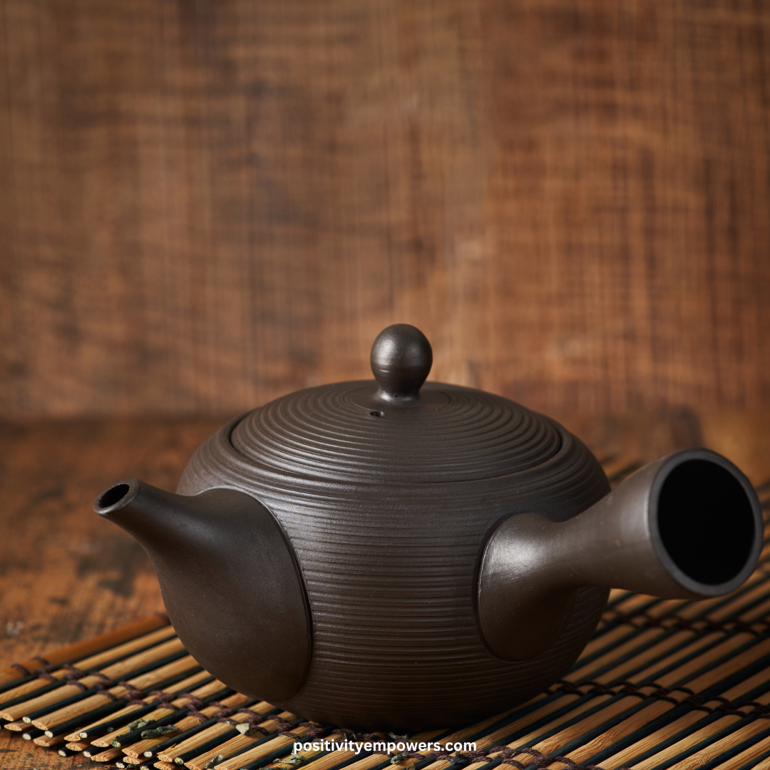 Japanese tea pot